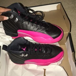 Air Jordan gg retro deadly pink NEVER WORN